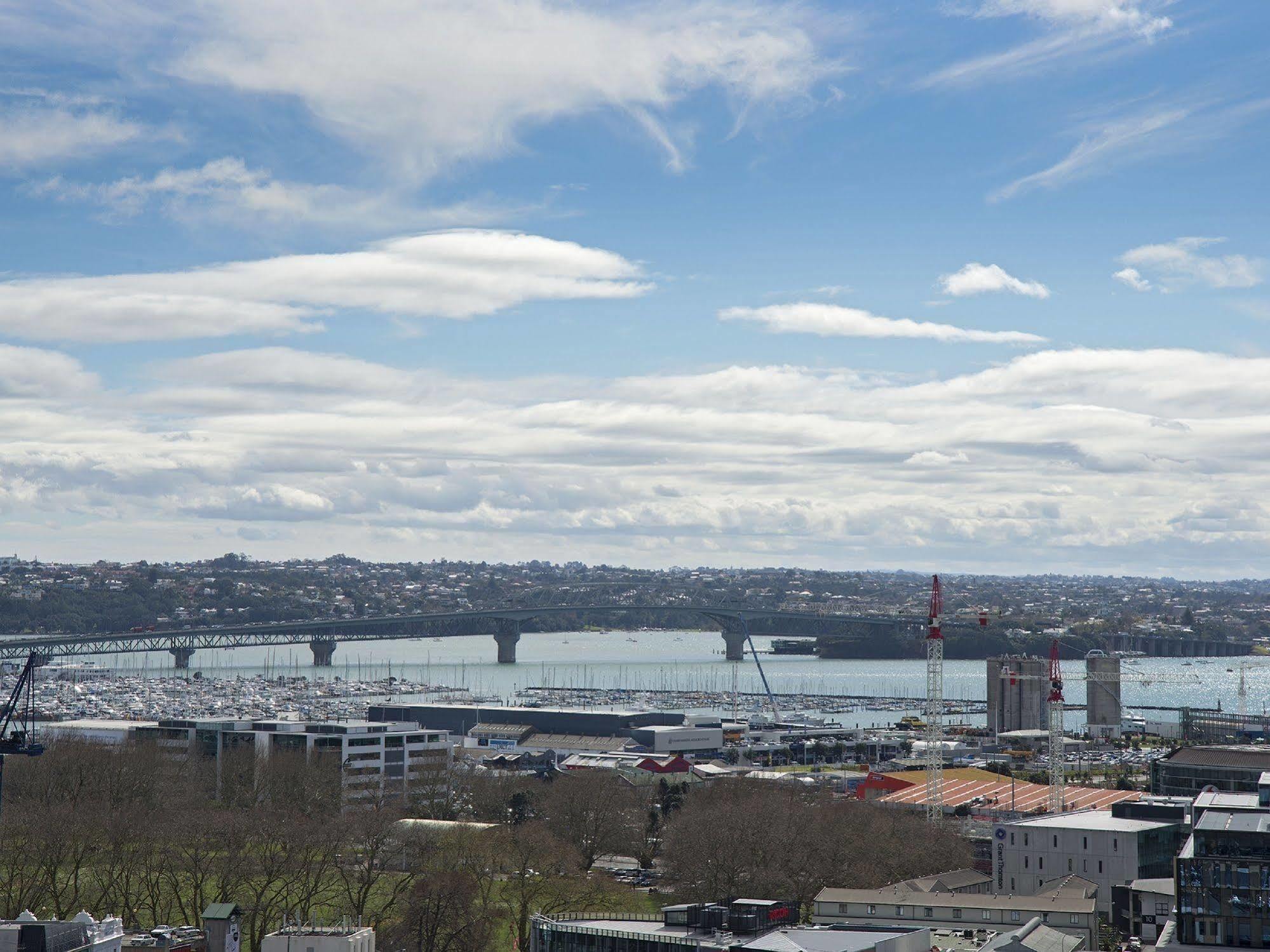 Apollo On Nelson Aparthotel Auckland Exterior foto